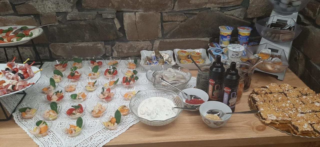 Apartamenty I Pokoje Pod Limbami - Sauna, Teznia Буковина Татжанска Екстериор снимка